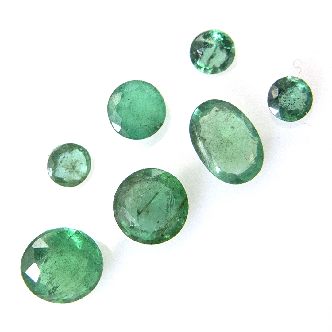 various-emerald-cuts
